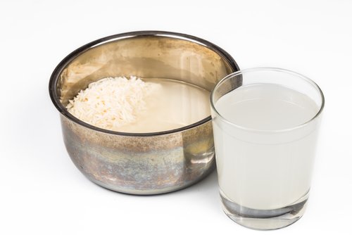 Zdjęcie Przemywaj skórę wodą ryżową każdego ranka! Rezultaty Cię zaskoczą #1