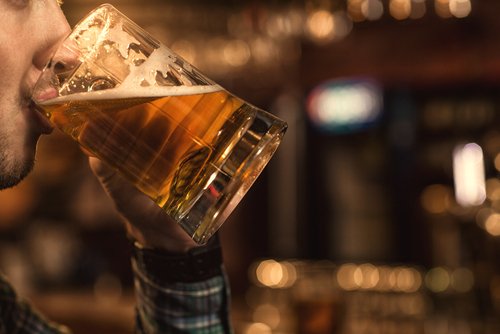 Zdjęcie Oto, jak picie piwa wpływa na twój organizm minuta po minucie #1