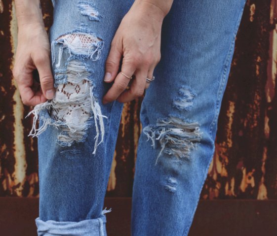 Zdjęcie Nadaj swoim jeansom nowe życie za pomocą tych trików! Nr. 3 jest genialny. #2