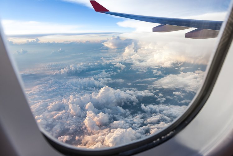 Zdjęcie Czy wiesz, dlaczego okna w samolocie są okrągłe? Powód może cię zszokować! #1
