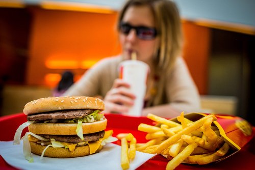 Zdjęcie Co się dzieje w organizmie w godzinę po zjedzeniu Big Mac’a? Więcej po niego nie sięgniesz #1