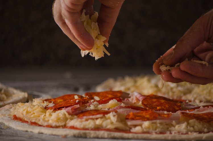 Zdjęcie Jak zrobić pyszną pizzę na cienkim cieście? #3