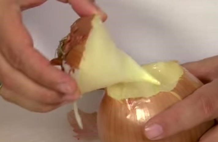 Zdjęcie Jak kroić cebulę i nie płakać? Genialnie prosty TRIK! #3