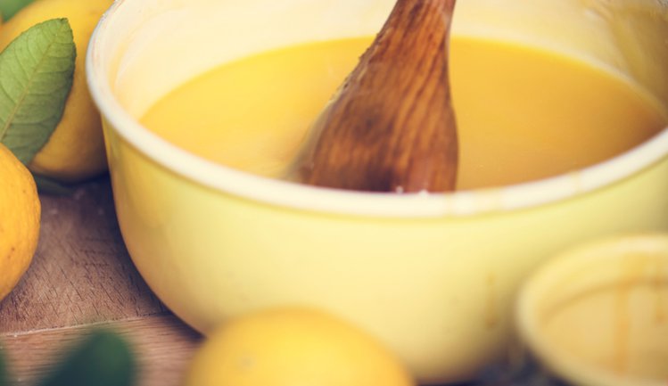 Zdjęcie Domowy sos cytrynowy – idealny dodatek do potraw. Jak go przygotować? #2