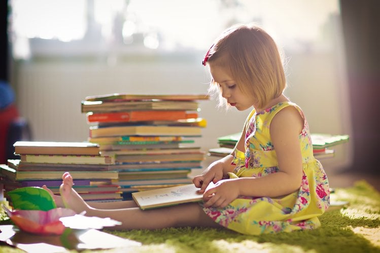 Zdjęcie Jak zachęcić dziecko do czytania? Poznaj sprawdzone sposoby! #1