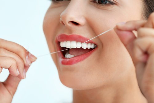 Zdjęcie Większość z nas myśli, że potrafi zadbać o higienę jamy ustnej. Jednak często popełniamy te błędy #1