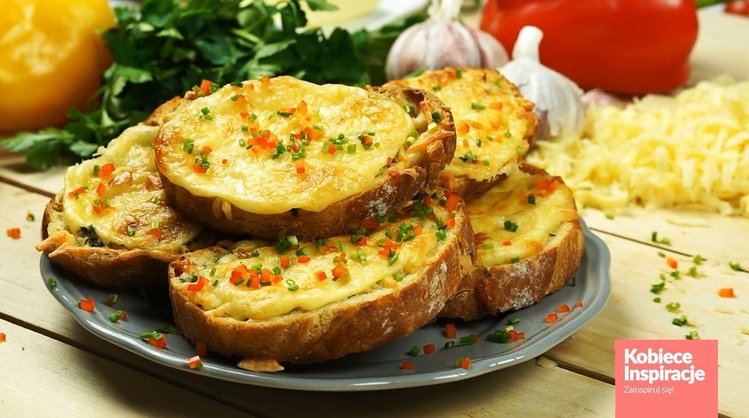 Zdjęcie Zapiekanki z chleba z serem żółtym #12