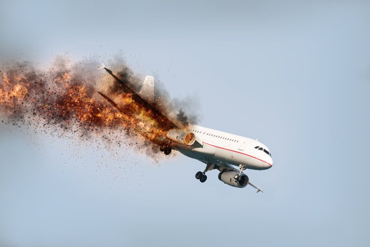 Zdjęcie Dlaczego pasażerowie samolotu nie mają dostępu do spadochronów w przypadku katastrofy? #1