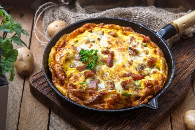 Zdjęcie Jak zrobić idealny omlet - 5 zasad + przepis podstawowy #2