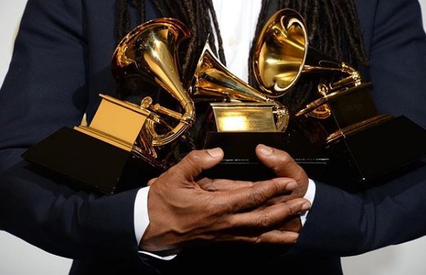 Zdjęcie Grammy 2019: Znamy już laureatów muzycznych Oscarów! Do kogo trafiły statuetki? #1