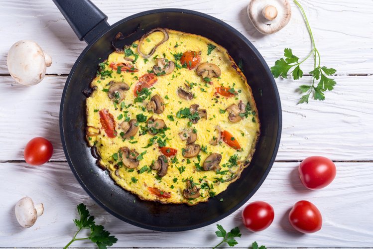 Zdjęcie Jak zrobić idealny omlet - 5 zasad + przepis podstawowy #1