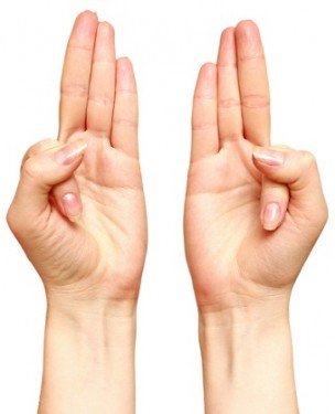 Zdjęcie Joga dłoni - ułóż swoje palce w tej pozycji, a pozbędziesz się wielu problemów #4