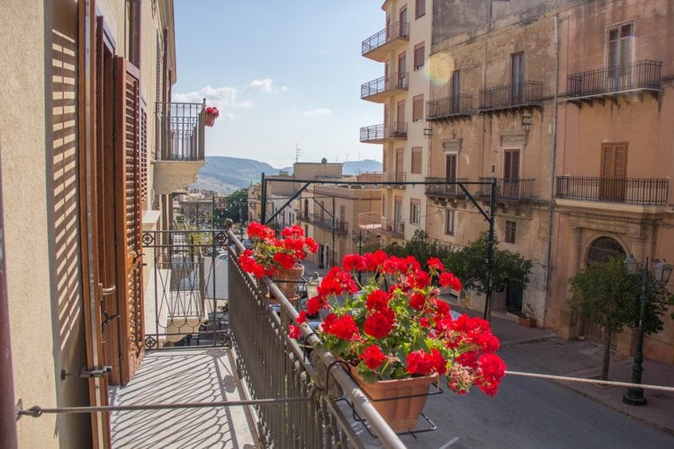 Zdjęcie Domy za 1 euro na Sycylii i Sardynii! Władze chcą ożywić miasteczka #2