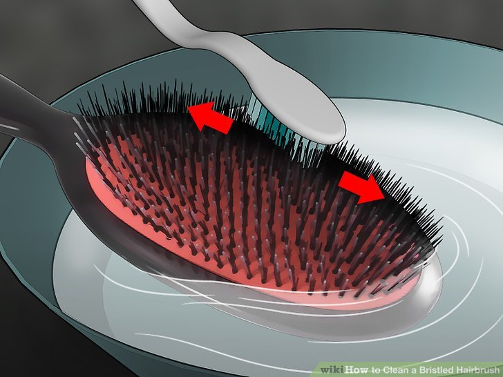 Zdjęcie Jak czyścić szczotki do włosów i grzebienie? #1
