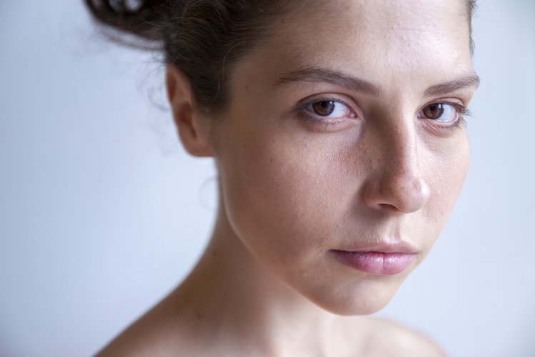 Zdjęcie Jak zmniejszyć nos bez operacji plastycznych? Poznaj 6 sprawdzonych sposobów #1