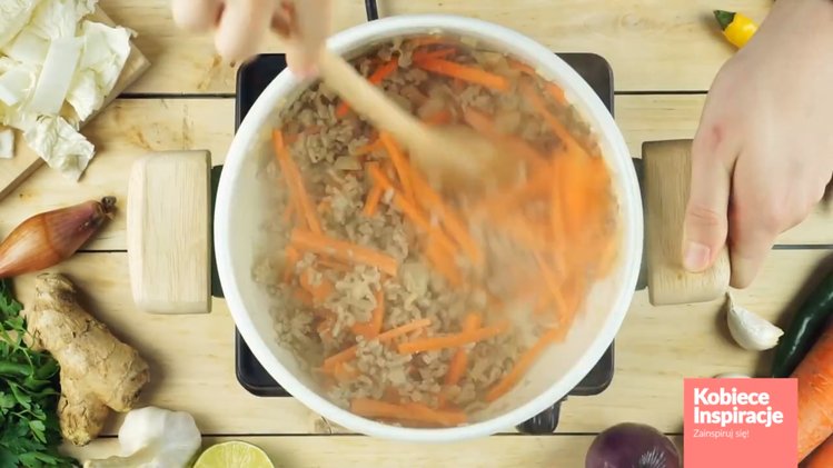 Zdjęcie Chińska zupa z kapusty - Prosta i szybka! #8
