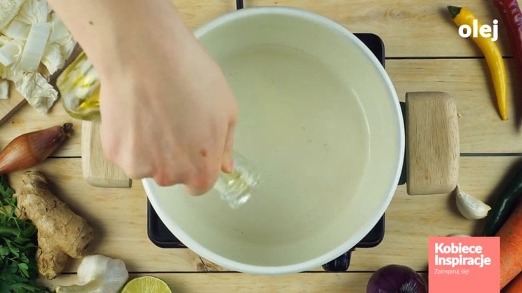 Zdjęcie Chińska zupa z kapusty - Prosta i szybka! #1