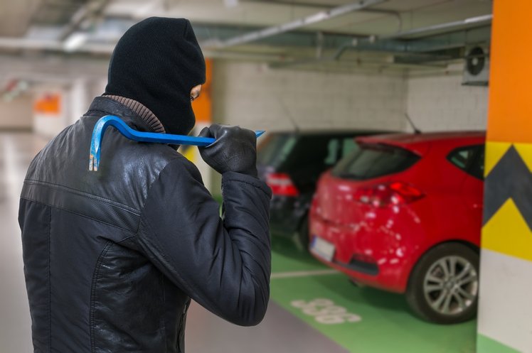 Zdjęcie Złodzieje samochodów – poznaj ich najczęstsze sposoby kradzieży aut! #1
