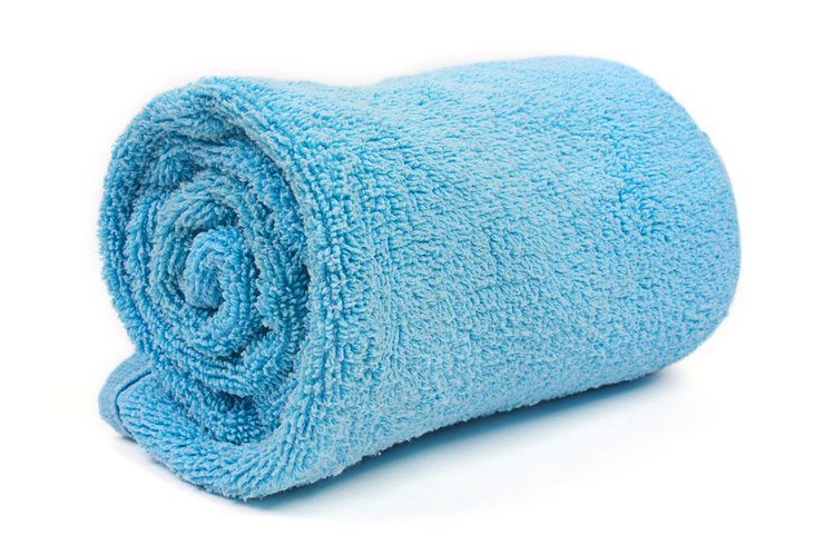 Zdjęcie Jak poprawić swoją postawę i stracić kilka centymetrów w talii? Wystarczy zwinięty ręcznik! #2
