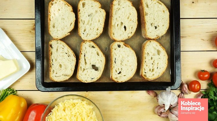 Zdjęcie Zapiekanki z chleba z serem żółtym #8