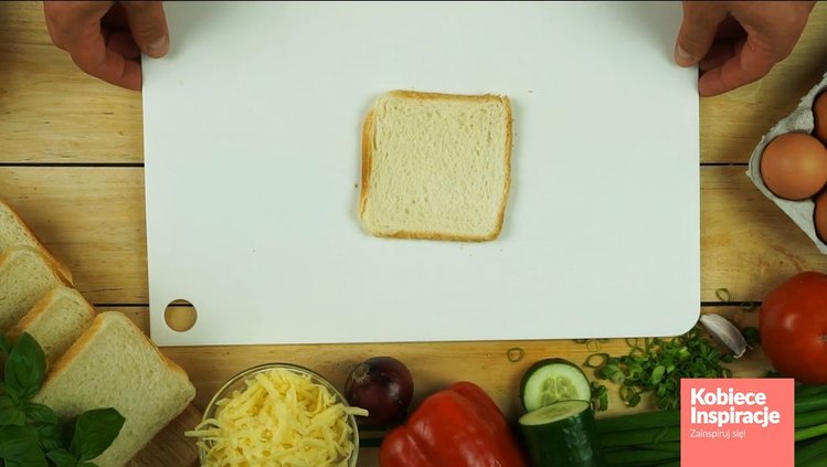 Zdjęcie Jajka zapiekane w tostach - HIT na śniadanie #2