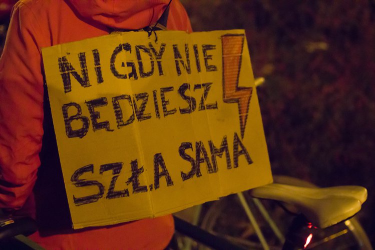 Zdjęcie Jak wesprzeć Ogólnopolski Strajk Kobiet nie wychodząc z domu? Sprawdź! #1