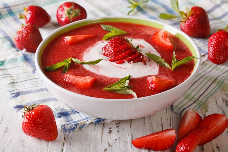Zdjęcie Szukasz zdrowej, orzeźwiającej zupy? Poznaj zupę owocową! #1