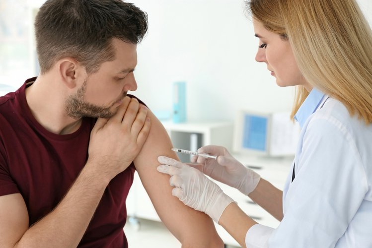 Zdjęcie Ile będzie kosztowała szczepionka na koronawirusa? Poznaj warianty cenowe #2