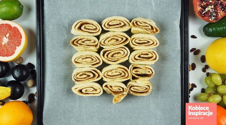 Zdjęcie Cynamonowe bułeczki (drożdżowe ślimaczki) - zakręcone i smaczne #15